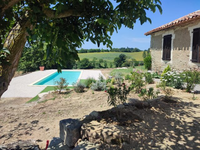 Chateau-de-Labroquere-Piscine-1-Saint-Andre-Comminges-Pyrenees–1–2