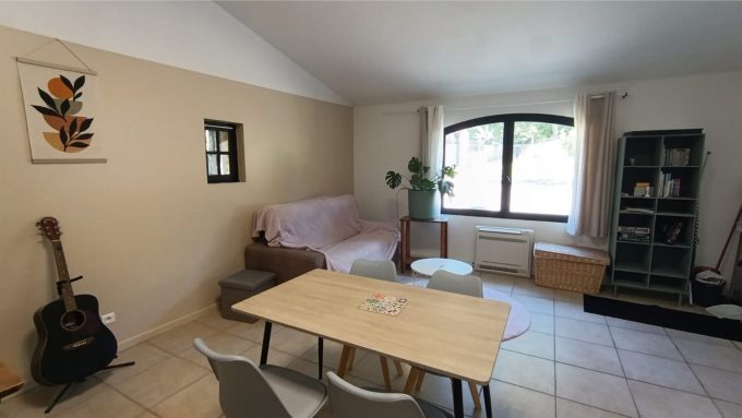 Chez-les-Soyas-Salon—Landorthe