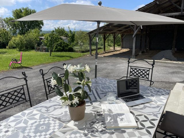 Gite-Menthe-a-l-eau–Terrasse—Ciadoux—Comminges-Pyrenees