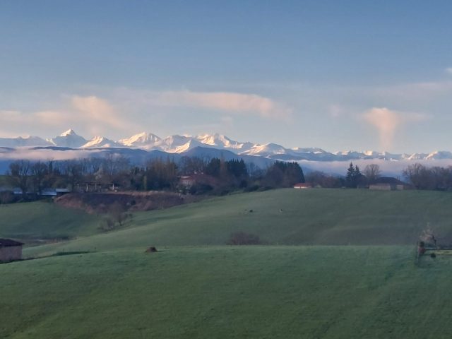 Gite-des-collines—panorama–Cassagnabere-Tournas-Comminges-Pyrenees