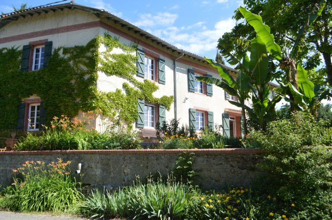 Gite-la-Maison-des-chats—Balesta–Maison-facades-ouest-sud