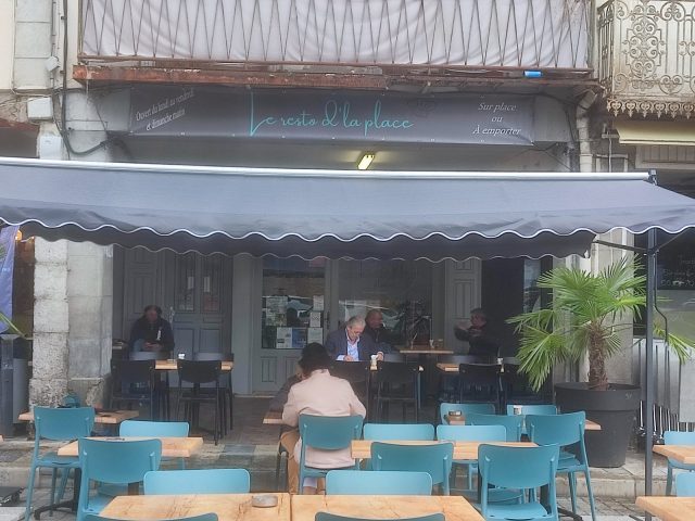 Le-Resto-d-la-Place—la-terrasse–Saint-Gaudens—Comminges-Pyrenees