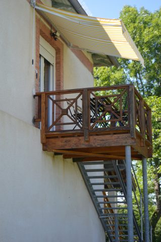 Maison-des-chats-Balcon—Saint-Plancard