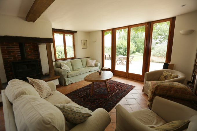 Meuble–metairie-Lascoumeres-Salon-Cassagnabere-T-Comminges-Pyrennees