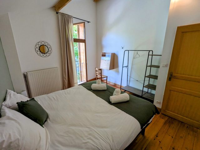 PXL-20250907-101649019-2