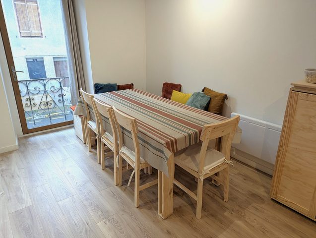 PXL-20251222-092941353