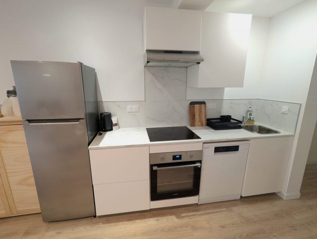 PXL-20251222-092948483