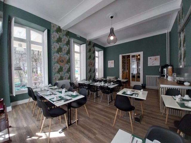 SALLE-PETIT-DJEUNER