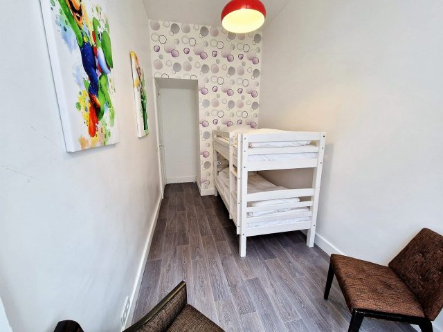 T3-103-CHAMBRE-2-LITS-SUPERPOSES