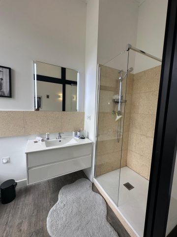 appartement-maison-eugenie-sdb1-luchon-pyrenees31