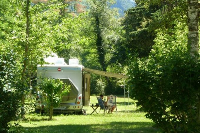 camping-car-camping-chanteclerc-BAGNERES-LUCHON