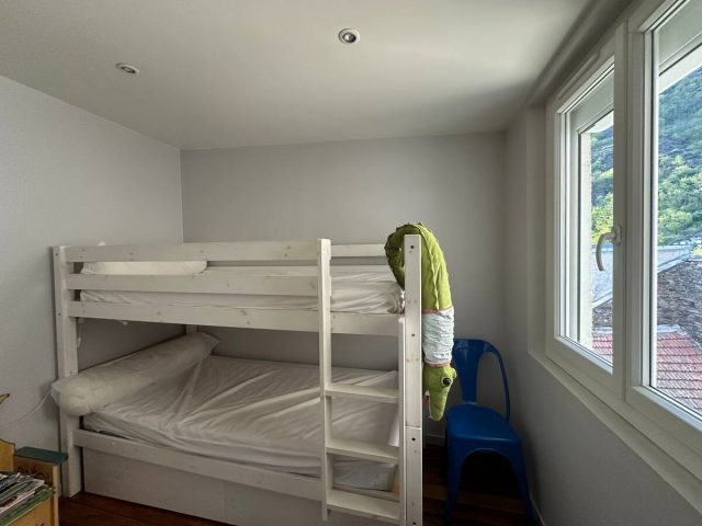 d603b45c-9138-4d30-a049-dcf7b68c4b88