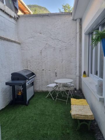 d7394877-25a6-4e52-8e99-e760170dee38