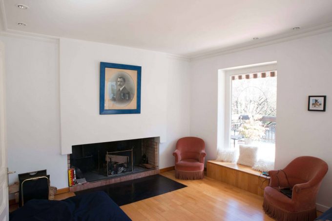 e3caa242-c785-457b-bb20-e92d3f423a5b