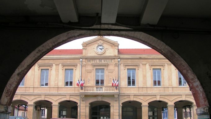 hotel-de-ville—boulogne