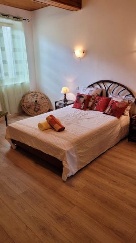 maison-de-vacances–chambre-1-L-Isle-en-Dodon-Comminges-Pyrenees