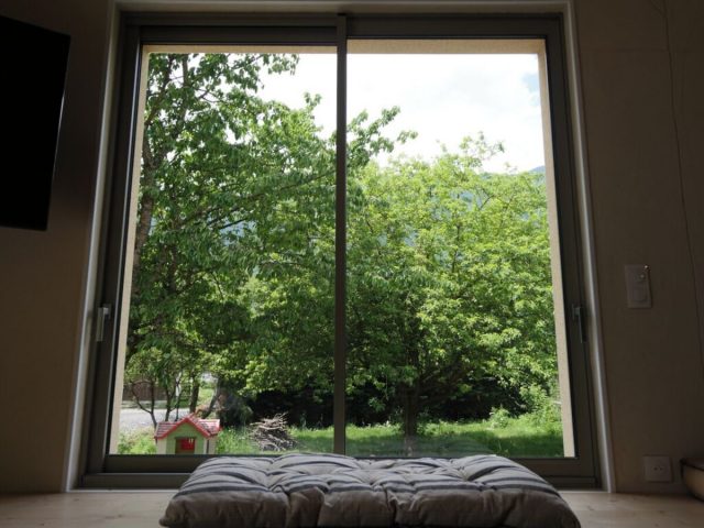 maison-ethvergeresvanit-salleamanger-juzetdeluchon-pyrenees31–11-