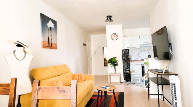 salon-1—St-Gaudens–Lassale-Maryse