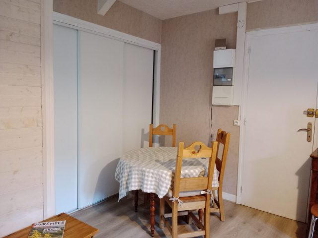 studion-lac-vert-salon-maison-luchon-pyrenees31